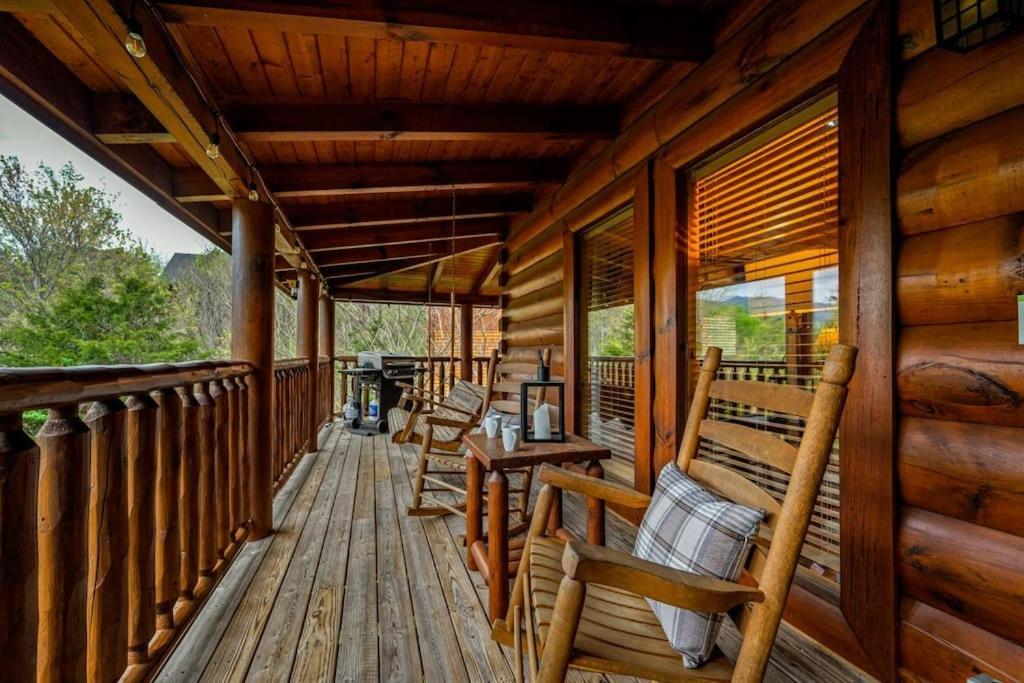 2-Bedroom Cabin With 2 Master Suites, Loft, Half-Bath And Hot Tub In A Serene Resort Setting Sevierville Εξωτερικό φωτογραφία