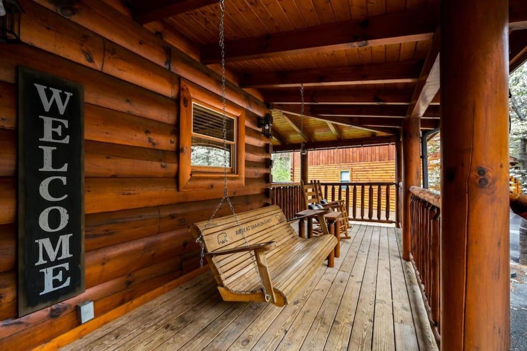 2-Bedroom Cabin With 2 Master Suites, Loft, Half-Bath And Hot Tub In A Serene Resort Setting Sevierville Εξωτερικό φωτογραφία